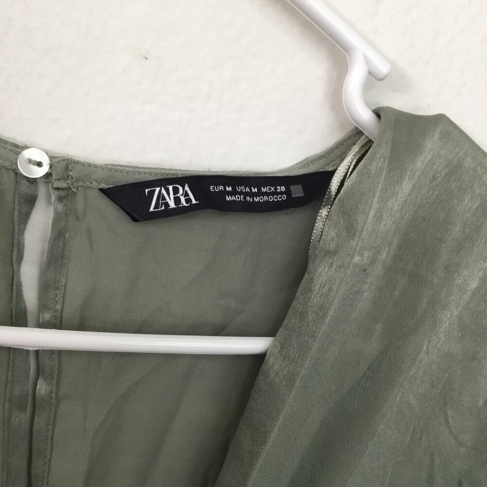 ZARA Satin Wide Sleeve Overlap Belt Detail Stretch Waist Romper in Green Sz M - Picture 4 of 8